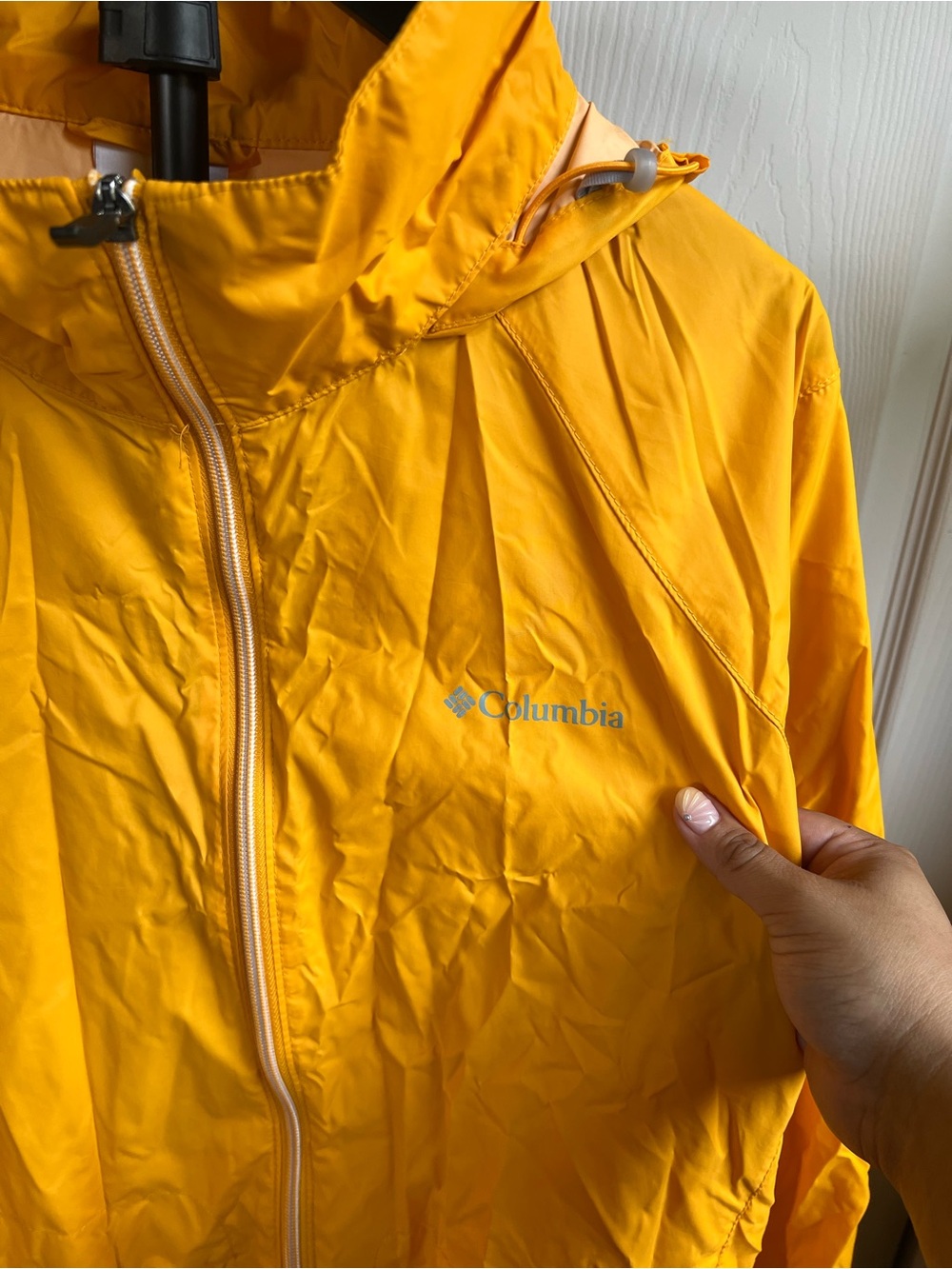 Columbia Bright Yellow Hooded Rain Jacket - Picture 3 of 8